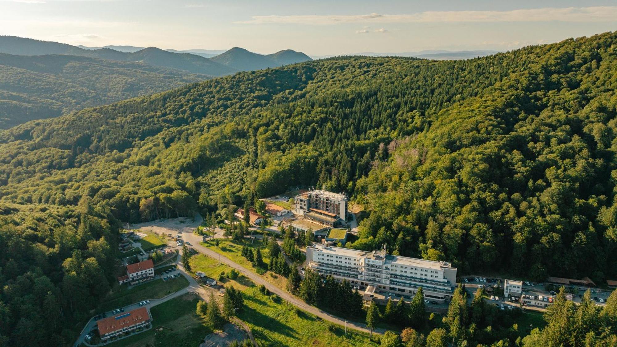 Balvanyos Resort - Peakture Hotel & Grand Hotel Балваниос Экстерьер фото